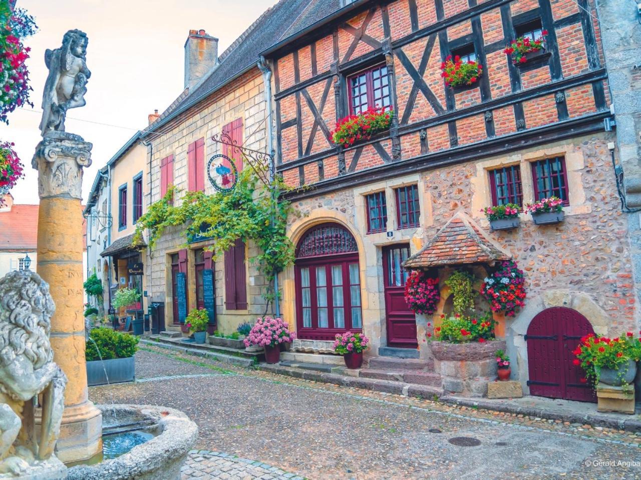 Logis Grand Hôtel Bourbon-Lancy Exterior foto