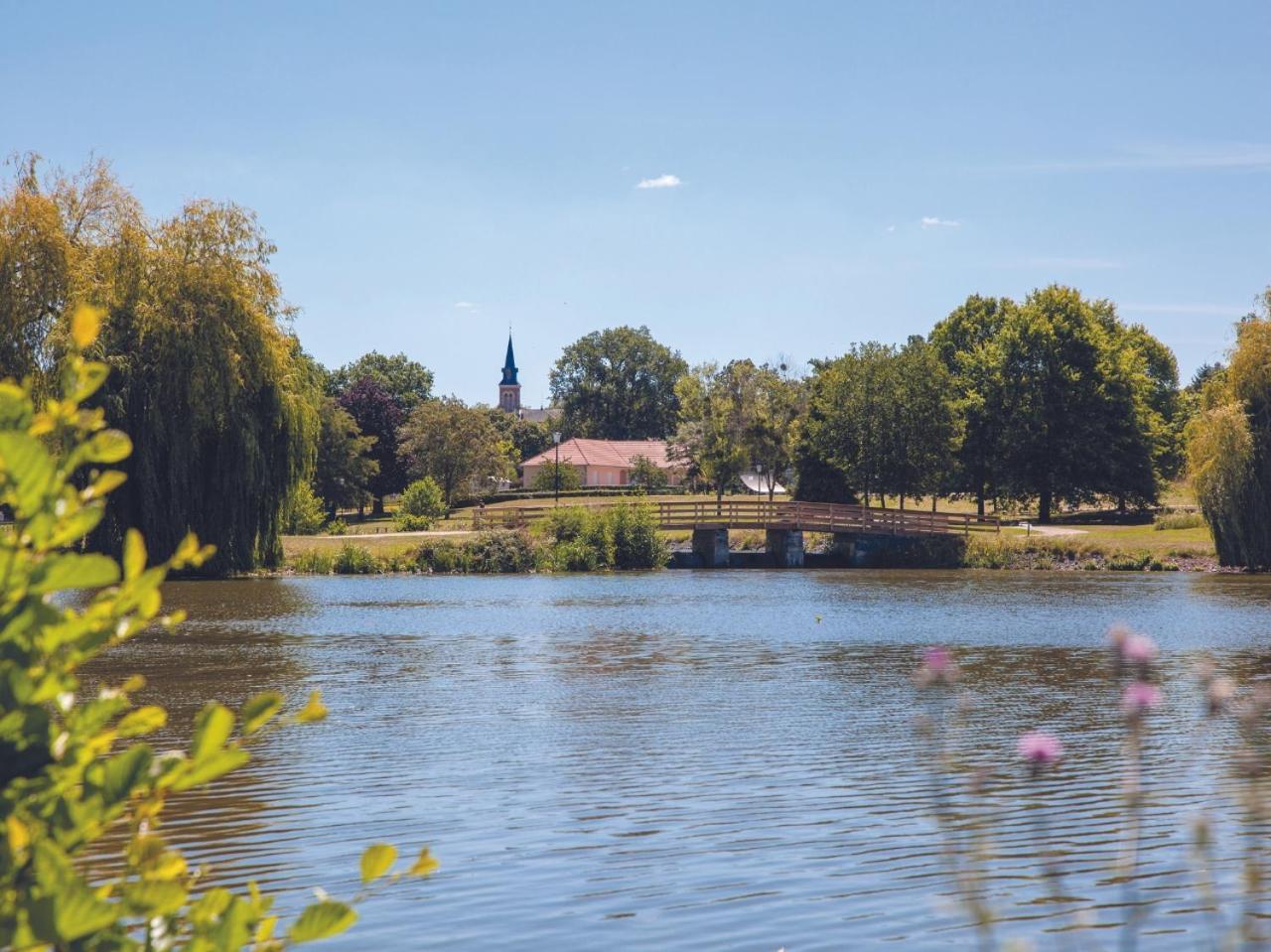 Logis Grand Hôtel Bourbon-Lancy Exterior foto