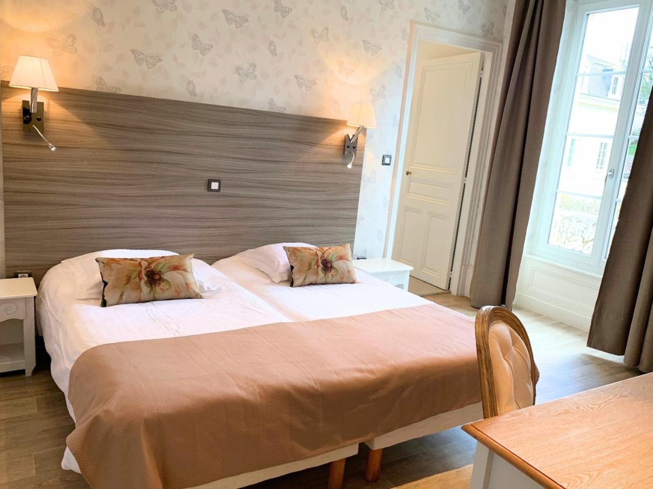 Logis Grand Hôtel Bourbon-Lancy Exterior foto