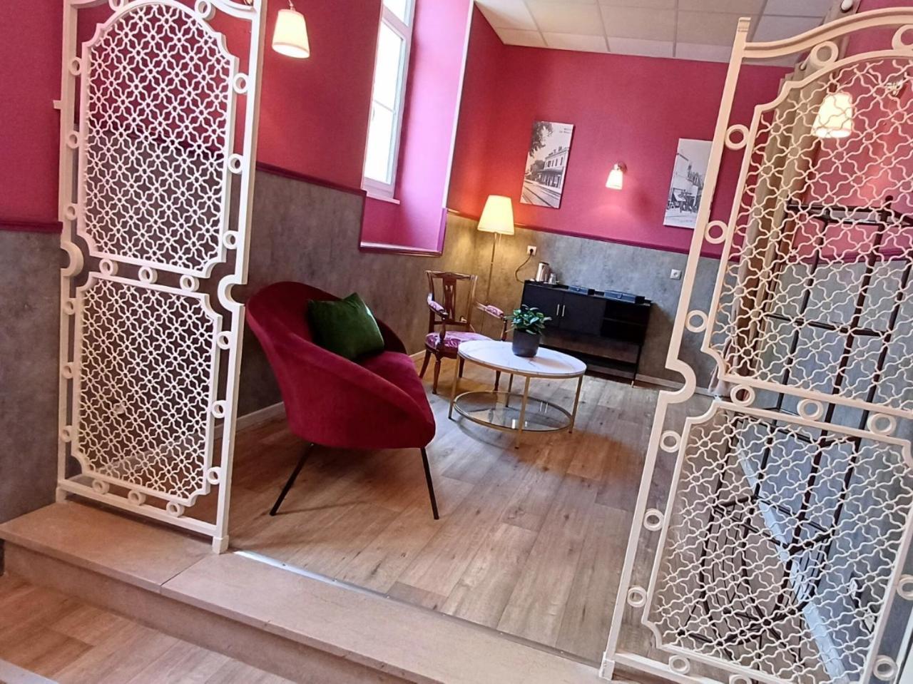 Logis Grand Hôtel Bourbon-Lancy Exterior foto